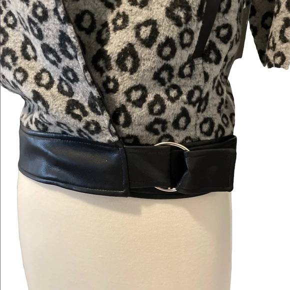 VIGOSS Black Gray Leopard Print Wool Jacket Size Small - Picture 7 of 9